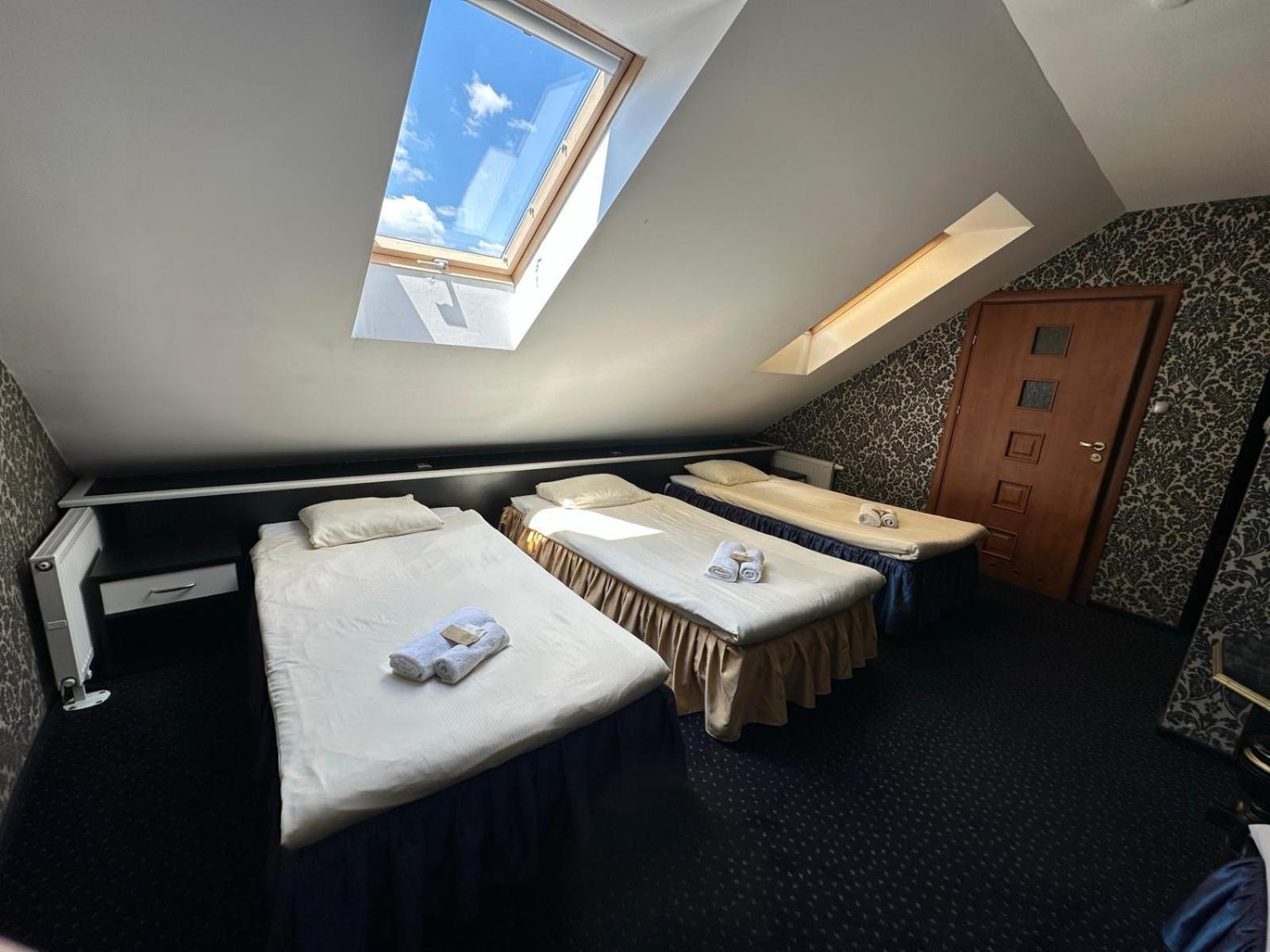 Szafir 3*